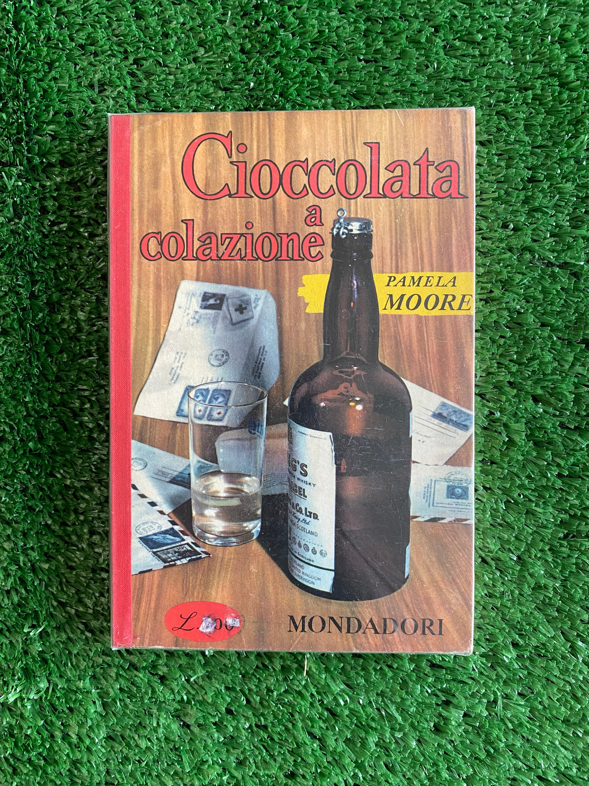 Libro - Cioccolata a colazione - Pamela Moore (Mondadori) #L106