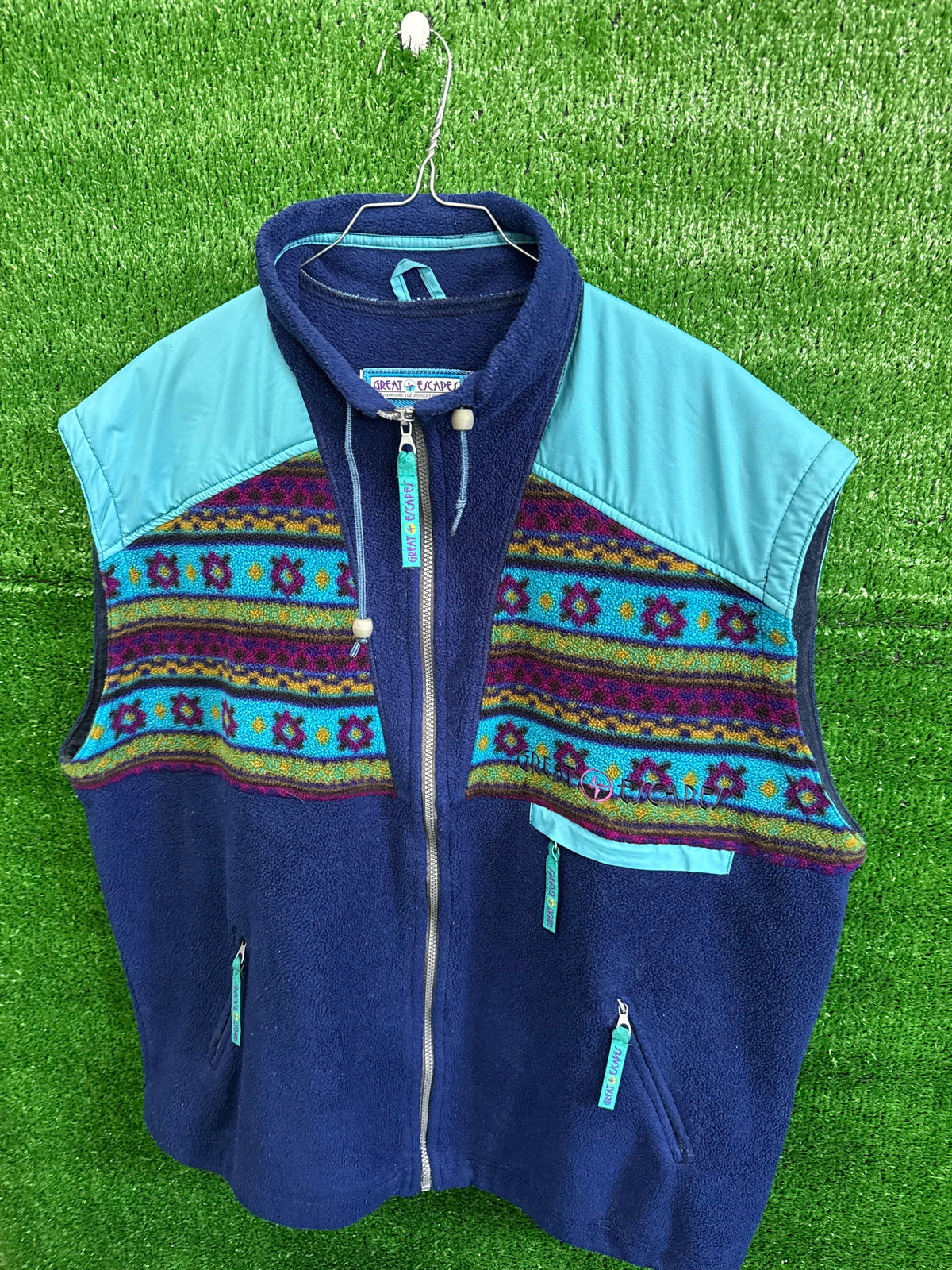 #002 gilet pile Great escape vintage