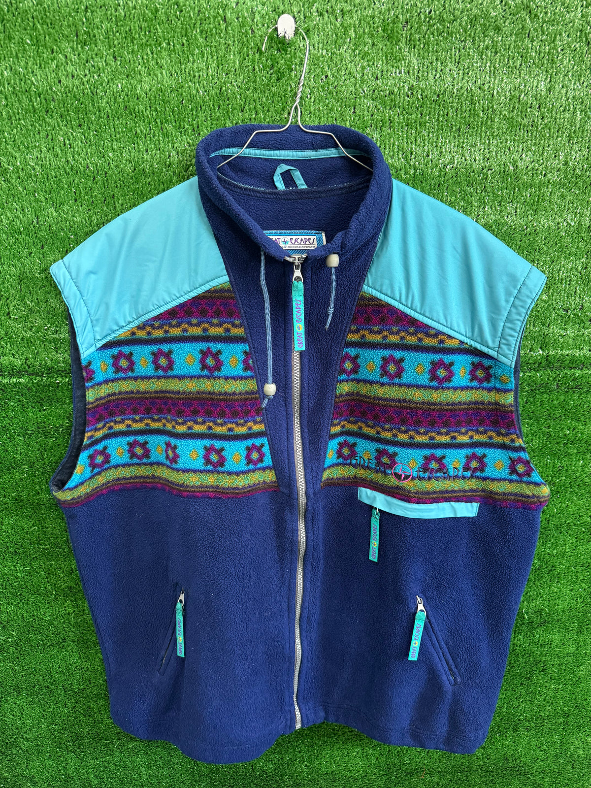 #002 gilet pile Great escape vintage
