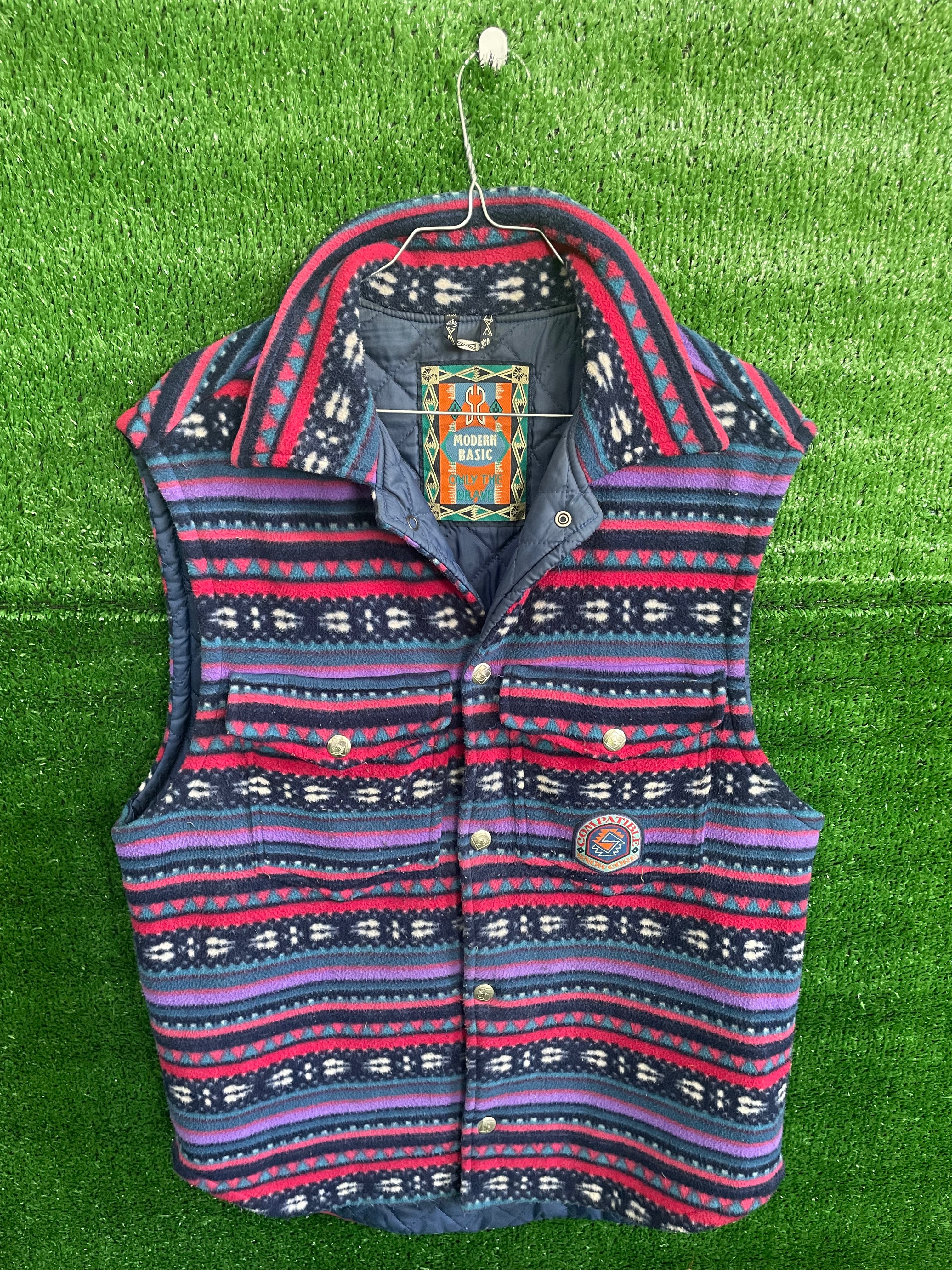 #004 Gilet smanicato vintage in pile Modern Basic