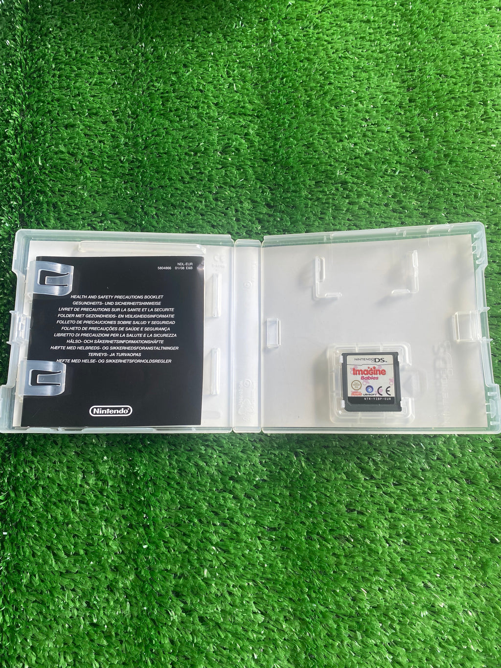 #G083 Videogioco Nintendo DS Giulia passione Baby Sitter